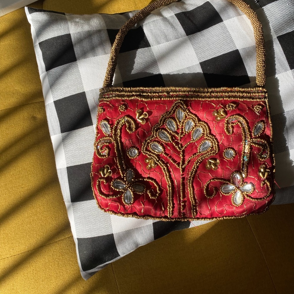 Middle Eastern small handbag